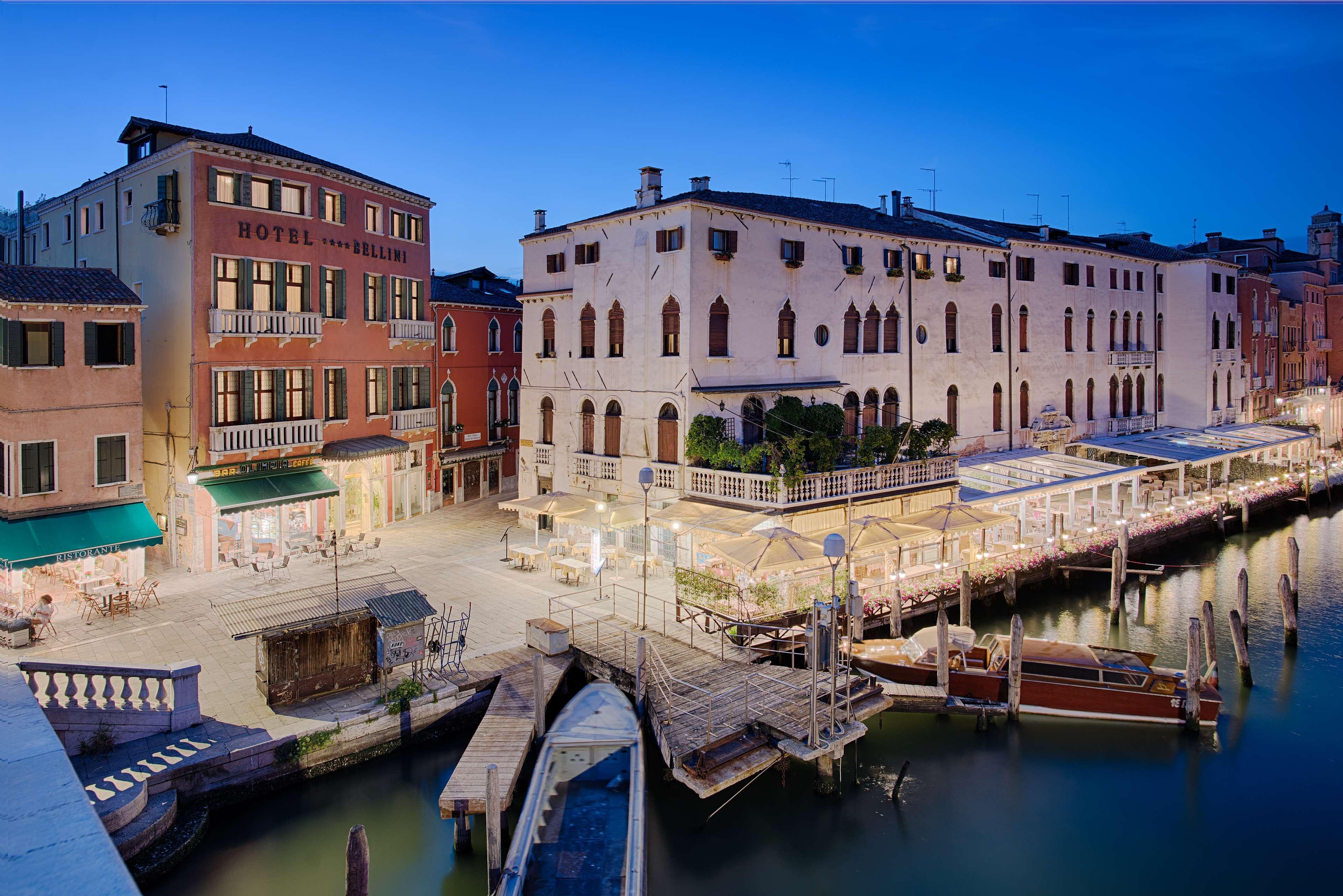 Hotel NH Venezia Santa Lucia Esterno foto
